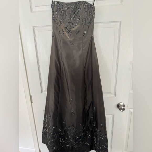 Jovani Dresses & Skirts - Jovani Y2K Grey Beaded Prom Formal Dress